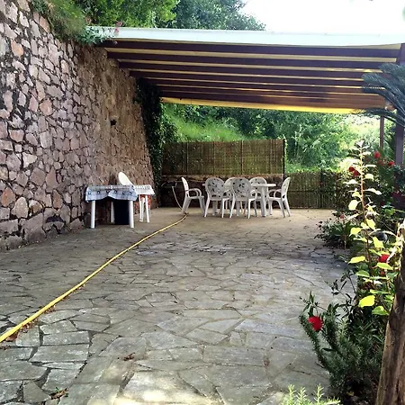 Apartament Monica *